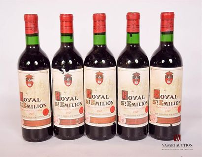 null 5 bottlesROYAL ST EMILIONSt Emilion1967Et
. withered, stained and worn (some...