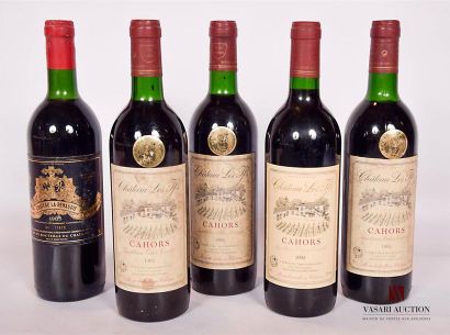 null Lot de 5 bouteilles comprenant : 		
4 bouteilles	Château LES IFS	Cahors	1992
1...