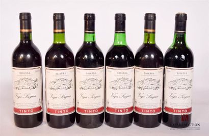 null 6 bouteilles	NAVARRA rouge "Vega Sirgun" 		NM
	Et. excellentes. N : 2 bas goulot,...