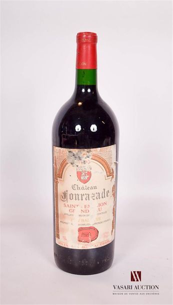 null 1 Magnum	Château FONRAZADE	St Emilion GC	1990
	Et. fanée, tachée et déchirée...