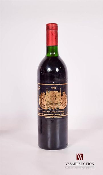 null 1 bouteille	Château PALMER	Margaux GCC	1986
	Et. légèrement froissée. N : limite...