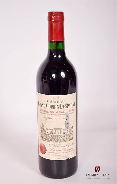 null 1 bouteille	Château GRAND CORBIN DESPAGNE	St Emilion GCC	1992
	Et. un peu tachée...
