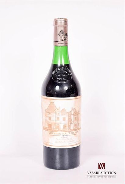 null 1 bouteille	Château HAUT BRION	Graves 1er GCC	1979
	Et. tachées et très légèrement...