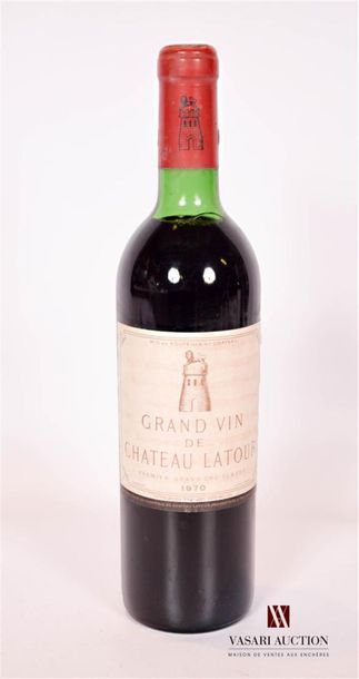 null 1 bouteille	Château LATOUR	Pauillac 1er GCC	1970
	Et. fanée et tachée. N : limite...