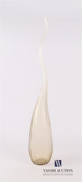 null SALVIATI
Vase soliflore modèle Aria en verre de couleur gris de forme piriforme...