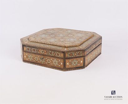 null Syrian octagonal wooden box with wooden and mother-of-pearl inlay decorated...