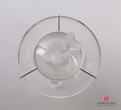 null LALIQUE France
Caviar service model Igor in pressed moulded white and satin...