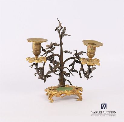 null Bronze and metal table end with double patina and two light arms, the barrel...