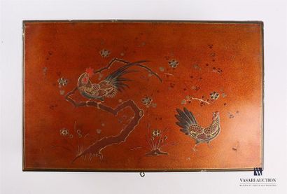 null JAPAN
Writing desk in lacquered wood, flaps decorated with a hen and a trendy...