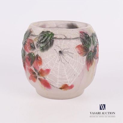 null ARGY-ROUSSEAU Gabriel (1885-1953)
Vase " Araignée et ronce " de forme ovoïde...