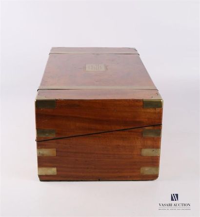 null Travel writing case in walnut veneer decorated with bronze plates and nets,...