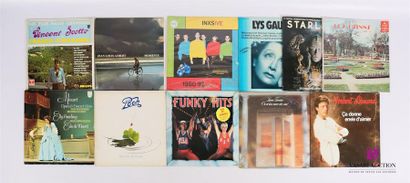 null Lot de onze vinyles :
- Les plus belles chansons Vincent Scotto par Franck Fernadel...