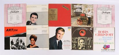 null Lot de dix vinyles :
- Chaliapin Songs - 1 disque 33T - disque en bon état général
-...