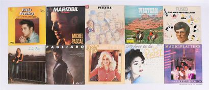 null Lot de dix vinyles :
- Elvis Presley you'll never walk alon 6886 817 - 1 disque...