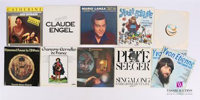 null Lot de douze vinyles :
- Mario Lanza - 1 disque 33T sous pochette cartonnée...