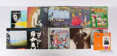 null Lot de onze vinyles :
- Les succés d'André Claveau - 1 disque 33T sous pochette...