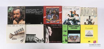 null Lot de dix vinyles :
- Robert Grange Esquisse première - 1 disque 33T sous pochette...