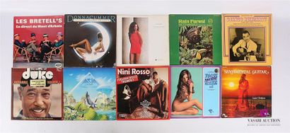 null Lot de dix vinyles :
- Les Bretell's En direct du Mont d'arbois - 1 disque 33T...