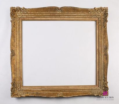 null A set of frames comprising : 
- Wooden frame with staircase
profile Circa 1930-40
(slit...