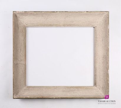 null A set of frames comprising : 
- Moulded and patinated 
wooden throat Circa 1950
(slight...