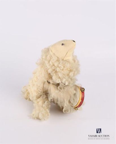 null "Tambourine jumping bear", moulded cardboard bear covered with fur
Late 19th...