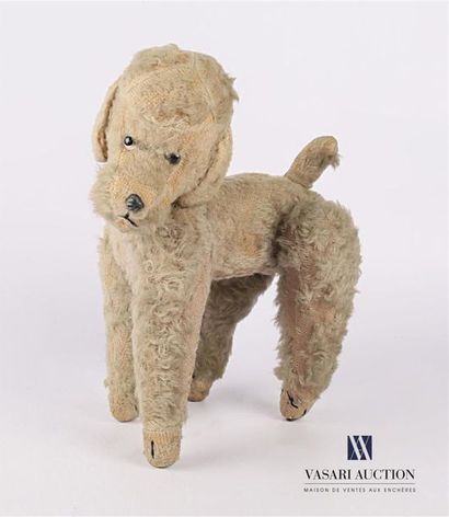 null Plush figure of a poodle 
Early 20th century
(worn)
Top. Width : 28 cm - Width...
