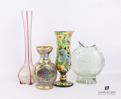 null Glass lot comprising a green-stained baluster frome vase with polychrome decoration...