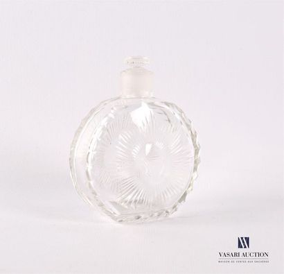 null Moulded and cut crystal bottle decorated with a sun shining on its dishes and...