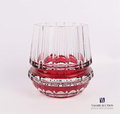 null BOHEME
Vase made of red and translucent crystal in the shape of a truncated...