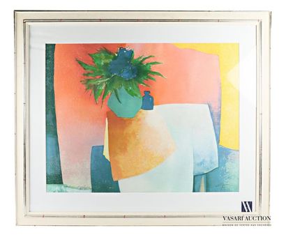null Batch comprising two lithographs: 
- GAVEAU
Still life with flowered
vase Lithograph...