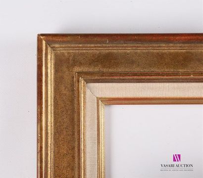 null Set of five Frames including : 
Moulded, carved and lacquered wooden frame with...
