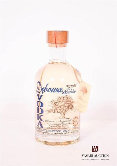 null 1 bottleVodka DEBOWA Polska (Poland)

	70 cl - 40° (80 Proof). Vodka of "Oak"...