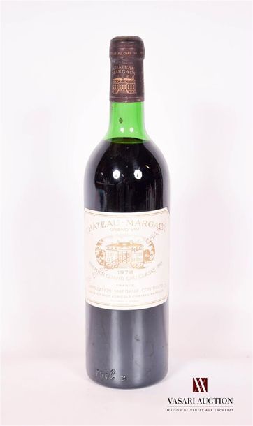 null 1 bouteille	Château MARGAUX	Margaux 1er GCC	1978

	Et. très légèrement fanée....