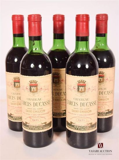 null 5 bouteilles	Château LARCIS DUCASSE	St Emilion GCC	1971

	Et. un peu tachées....