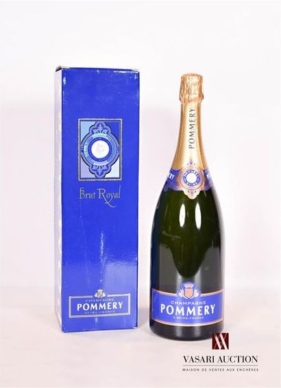 null 1 magnum	Champagne POMMERY Brut Royal		NM

	Présentation et niveau, impeccables....