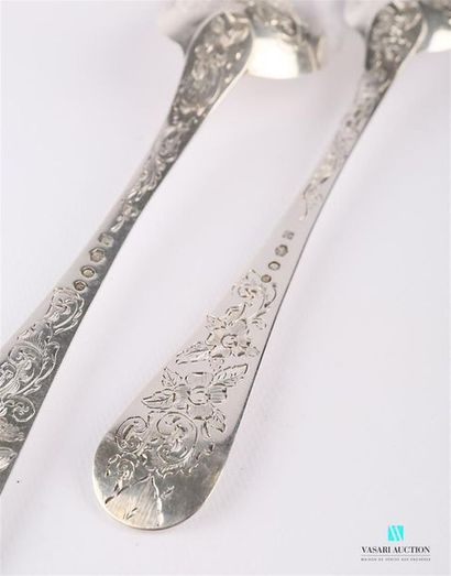null Silver service cover in 833 thousandths silver, the handles with engraved decoration...