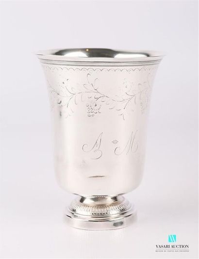 null Silver tulip-shaped timbale (1819-1838) resting on a base with a spout hemmed...