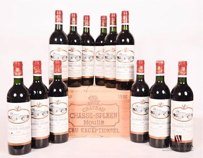 null 12 bouteilles	Château CHASSE SPLEEN	Moulis CB	1986
	Et.: 9 impeccables, 2 avec...