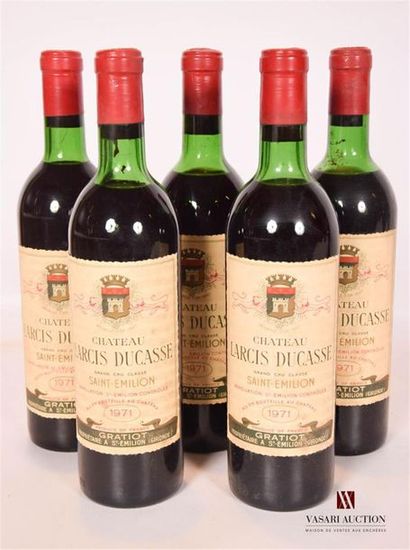 null 5 bouteilles	Château LARCIS DUCASSE	St Emilion GCC	1971
	Et. un peu tachées....
