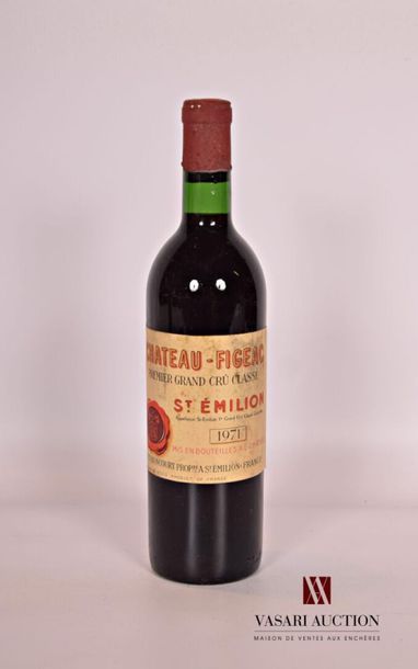 null 1 bouteille	Château FIGEAC	St Emilion 1er GCC	1971
	Et. tachée. N : bas gou...