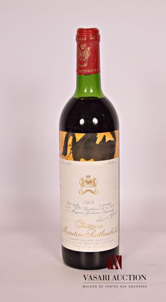 null 1 bouteille	Château MOUTON ROTHSCHILD	Pauillac 1er GCC	1974
	Et. de Motherwell,...