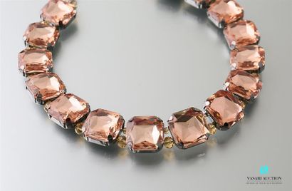 null Necklace with large pearls in imitation of citrine
Diameter : 15,5 cm