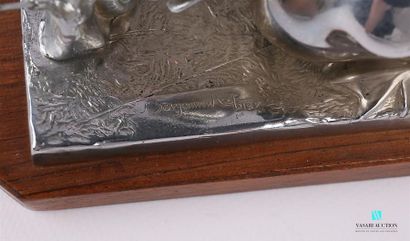 null RABIER Benjamin (1869-1939)
Nécessaire à escargot en métal argenté figurant...
