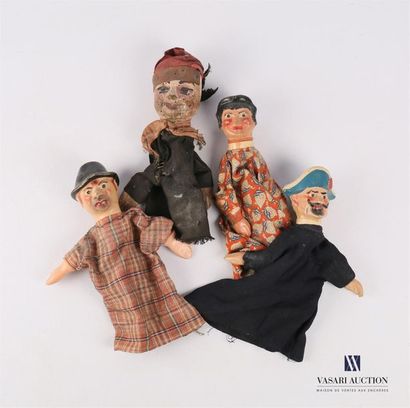 null GUIGNOL
Set of four puppets puppets, one in painted wood and fabric, the other...