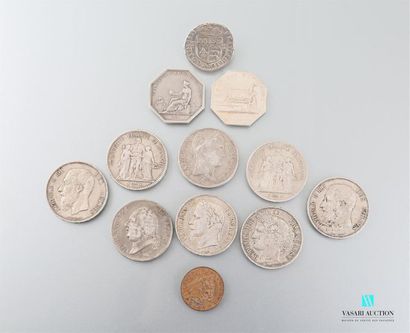 null Lot de pièces en argent comprenant une pièce de 5 francs Napoléon III 1869,...
