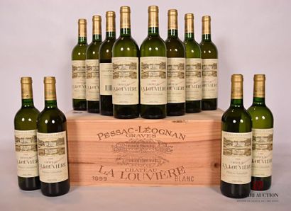 null 12 bouteilles 	Château LA LOUVIÈRE	Graves blanc	1999
	Et. impeccables. N : 10...