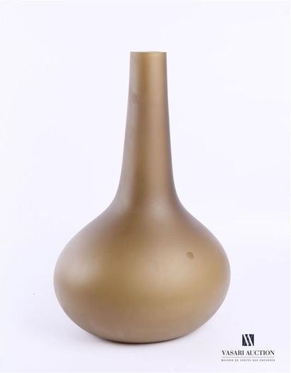 null SALVIATI (VENICE) Piriform brown
vase, model Fiesolani created by Nijel Coates
Signed...