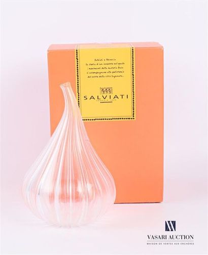 null SALVIATI
Vase soliflore modèle Drops en verre transparent de forme piriforme...