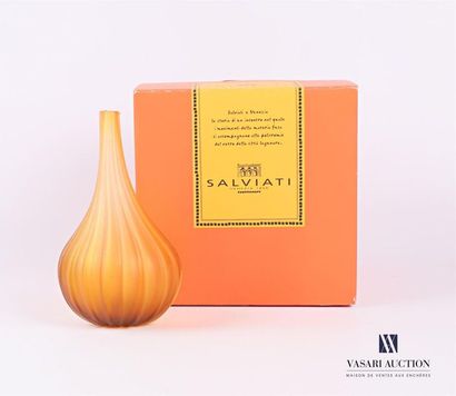 null SALVIATI Soliflore
vase model Drops in yellow-tinted sandblasted glass, pear-shaped...