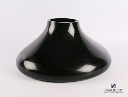 null SALVIATI 
Coupe pouvant former vase de couleur noire, modèle Fiesolani créé...